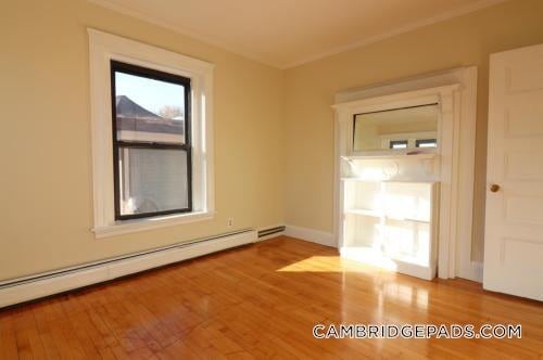 Foto del edificio - 9 Upland Rd