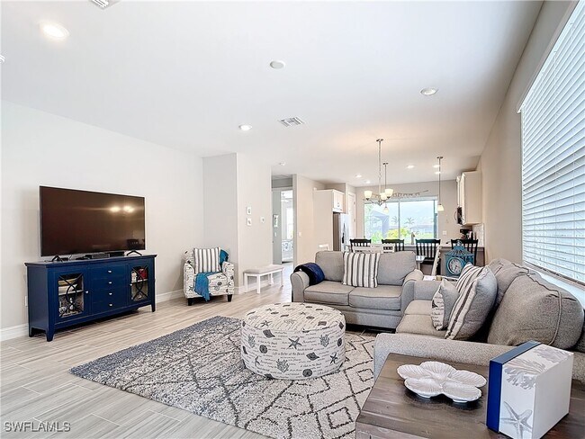 Building Photo - 16701 Seasons Coast Dr