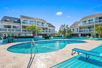Building Photo - 3700 Golf Colony Ln