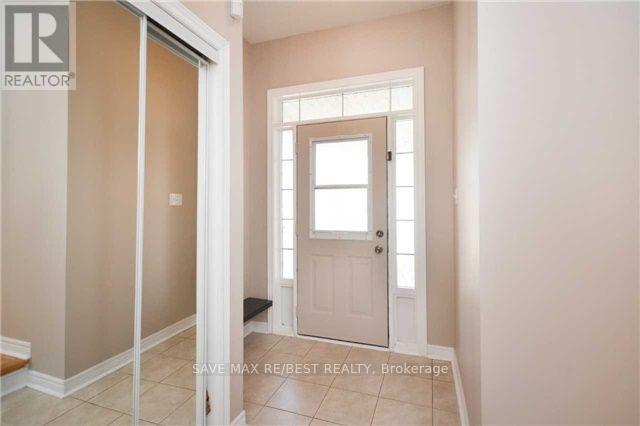 Photo du bâtiment - 92 Silent Pond Crescent