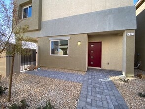 Building Photo - 4471 Sapphire Moon Ave