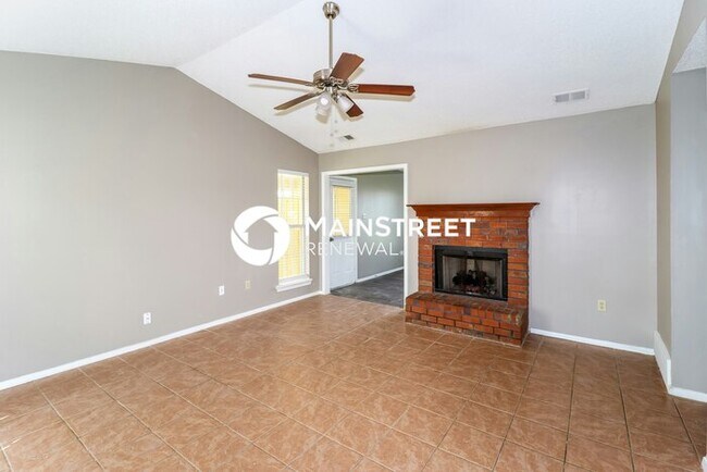Foto del edificio - 3 Bedroom Pet-Friendly Home in Olive Branc...