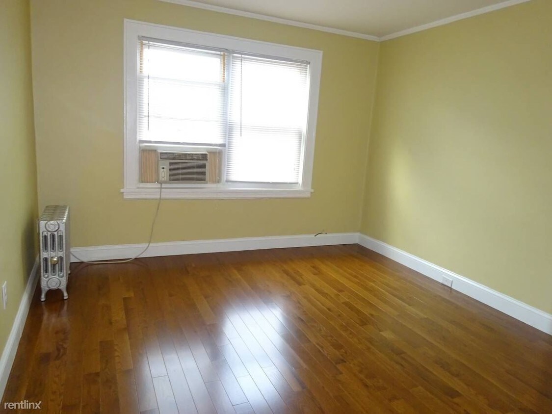 Foto principal - 2128 28th St