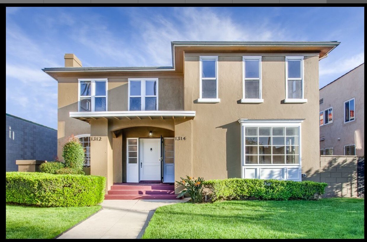Front of the property - 1314 S Victoria Ave