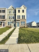 Building Photo - 9366 Tanfield Dr