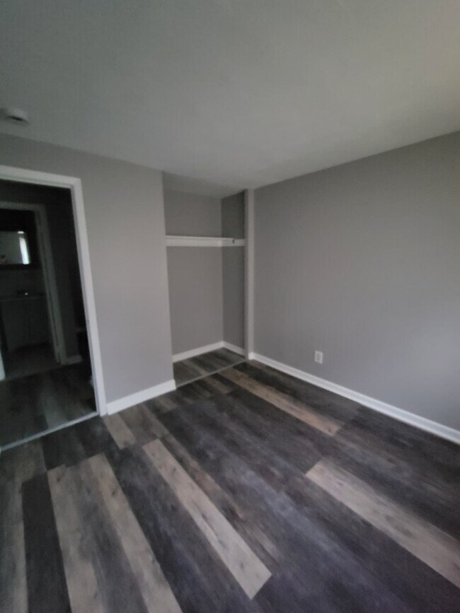 Foto del edificio - 1817 Garfield Rd