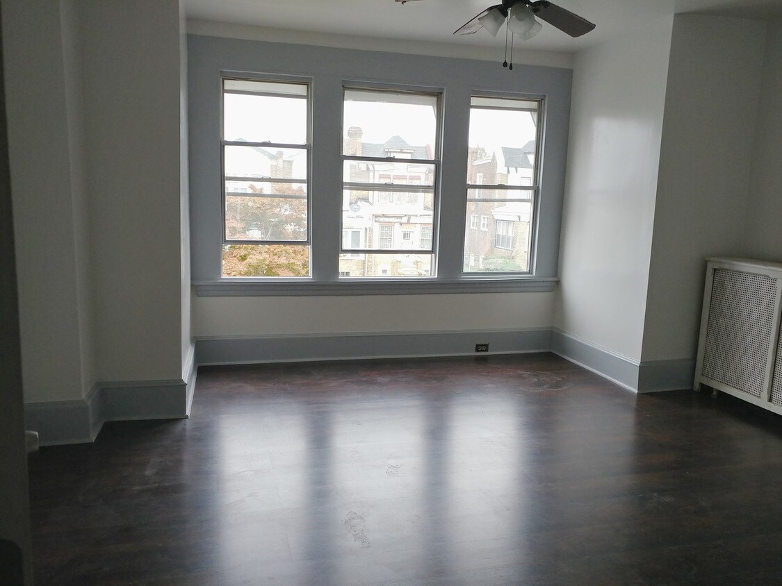Primary Photo - 5440 Arlington St