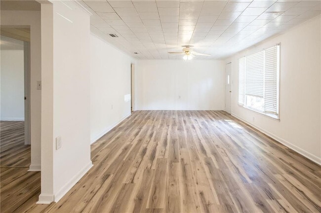 Building Photo - 1329 Gorman Rd