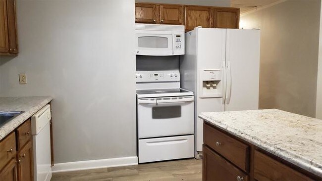 VIEW THIS PROPERTY TODAY - Rently.com - House for Rent in Mooresville