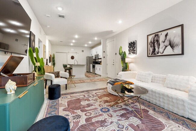Building Photo - 7522 1/2 West Slaughter Lane-SI FL1-ID1537453P
