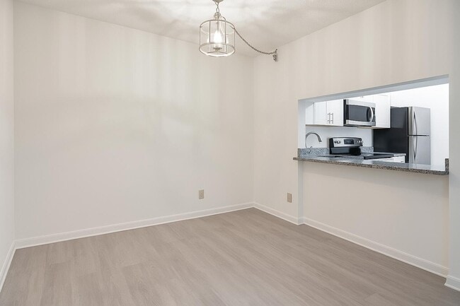 Foto del edificio - 209 Foxtail Dr