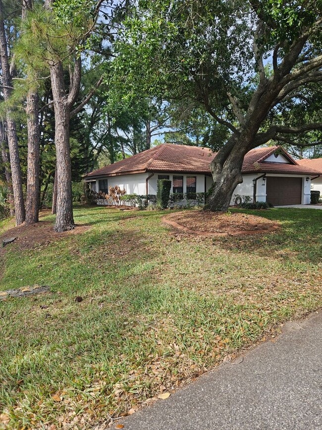 Photo - 2 BEDROOM 2 BATH HOME IN  PELICAN BAY GATED COMMUNITY