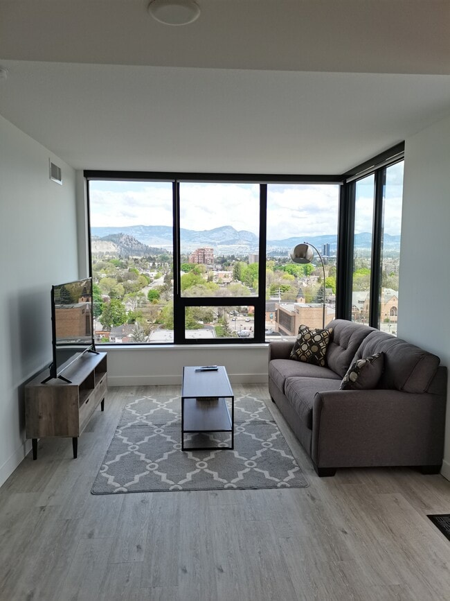 1471 St. Paul St Unit 1202, Kelowna, BC V1Y 0K7 Condo for Rent in