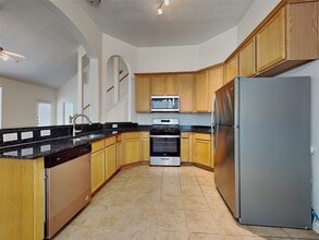 Building Photo - 30622 N Sulphur Creek Dr