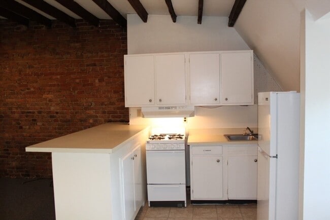 Foto del edificio - 19 E Springfield St