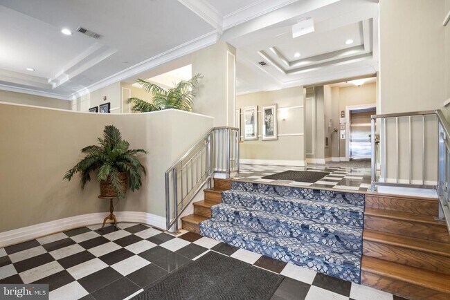 Building Photo - 4950 Brenman Park Dr