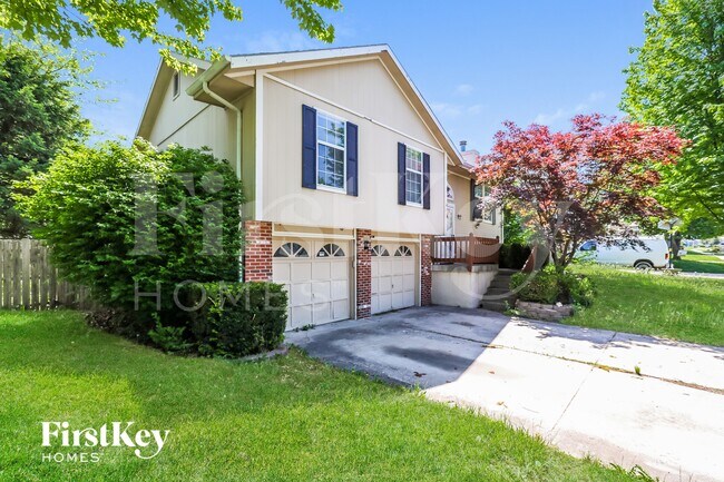 Building Photo - 211 Apple Blossom Ln