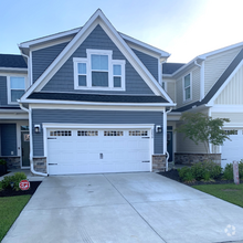 Building Photo - 325 Golan Cir