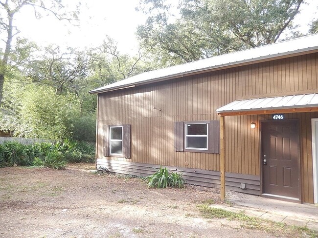 Foto del edificio - 4744 Cobblestone Ln