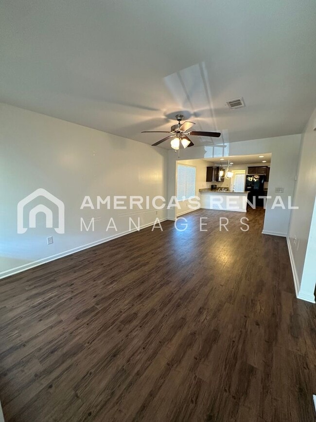 Foto del edificio - Home for rent in Moundville! Available to ...