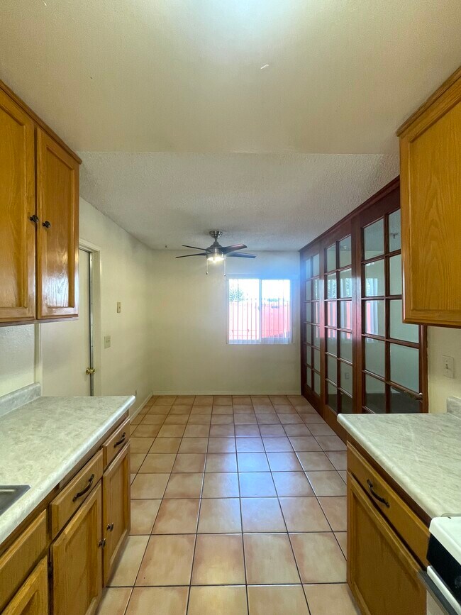 Foto del edificio - 575 Fifield St