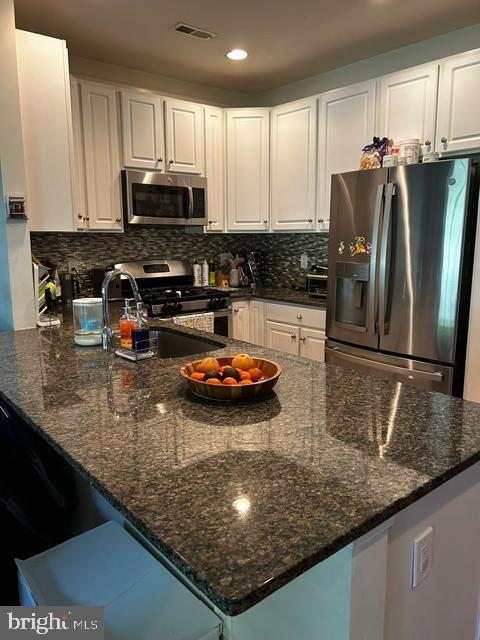 Foto del edificio - 4438 Riverview Ln