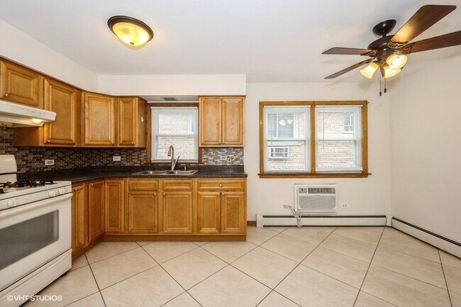Foto del edificio - 6883 N Northwest Hwy