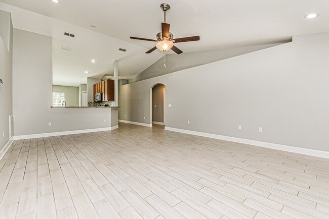 Building Photo - 827 Auburn Preserve Blvd