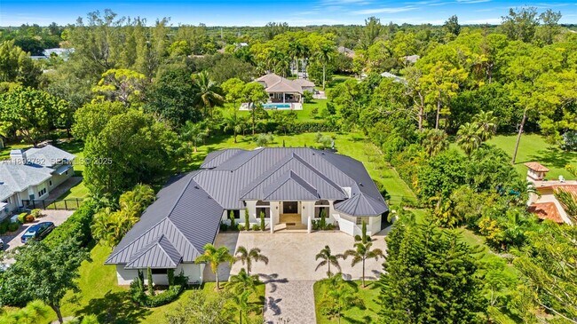 Foto del edificio - 6775 NW 65th Terrace