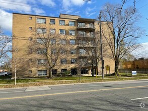 Building Photo - 709 KENNEDY APARTMENTS