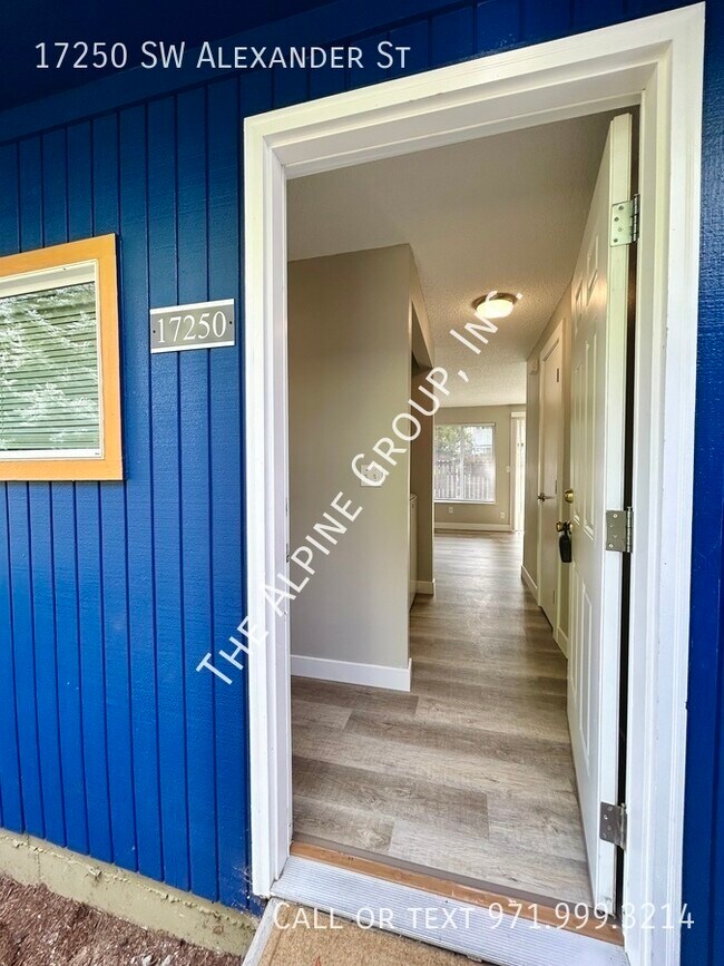 Foto del edificio - 3 Bedroom Townhome!