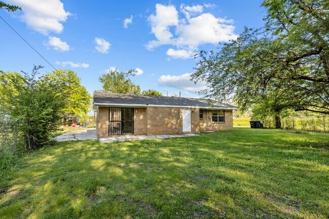 Foto del edificio - Charming 3 Bedroom, 2 Bathroom house
