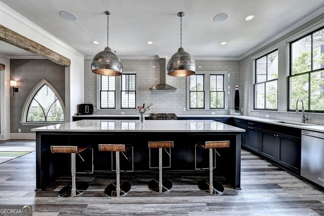 Building Photo - 2555 Brook Run