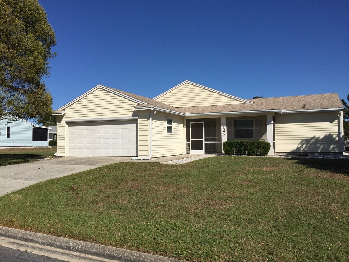 Foto principal - 1072 Penguin Pl