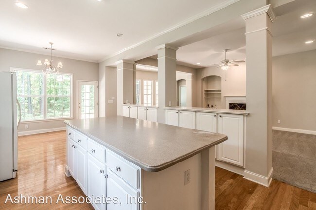 Foto del edificio - 5 br, 4 bath House - 227 Brookview Place