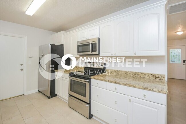 Building Photo - 4 Bedroom Pet-Friendly Home in DAYTONA BEA...