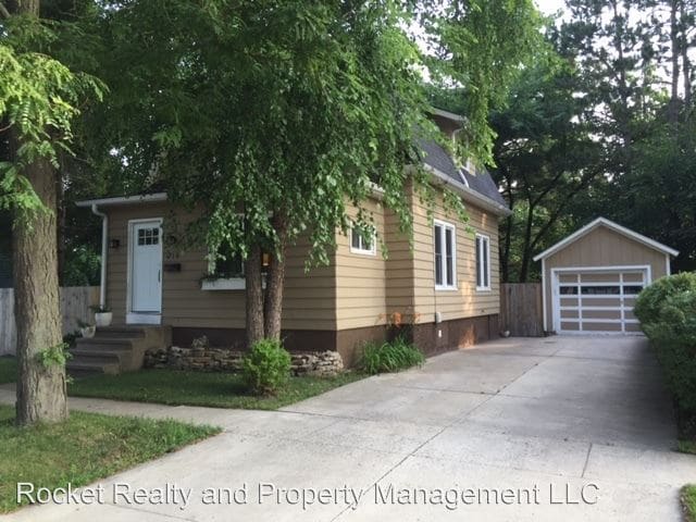 Primary Photo - 710 Walton St