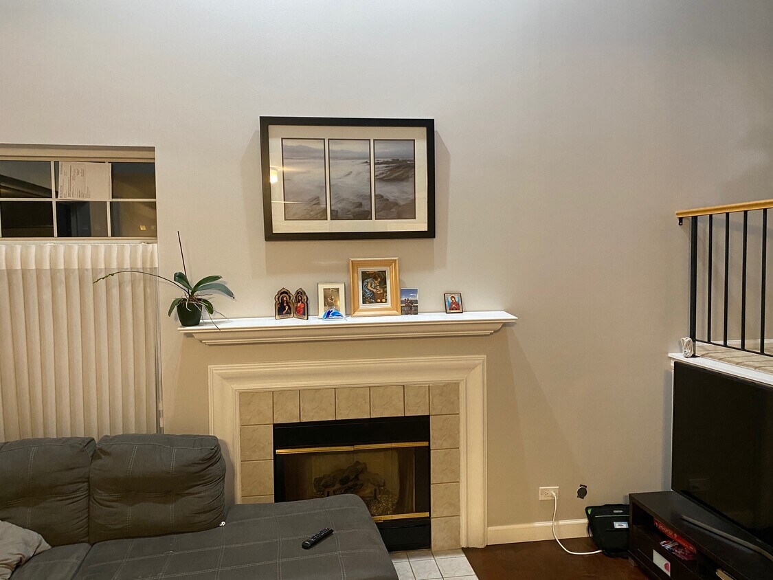 1047 Hinswood Dr, Darien, IL 60561 - Townhome Rentals in Darien IL |  Apartments.com