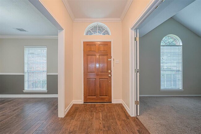 Foto del edificio - 4727 Widerop Ln