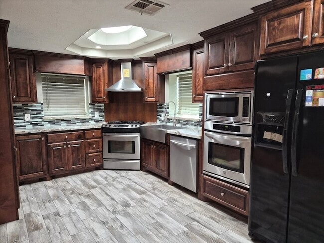 Building Photo - 209 Florence St