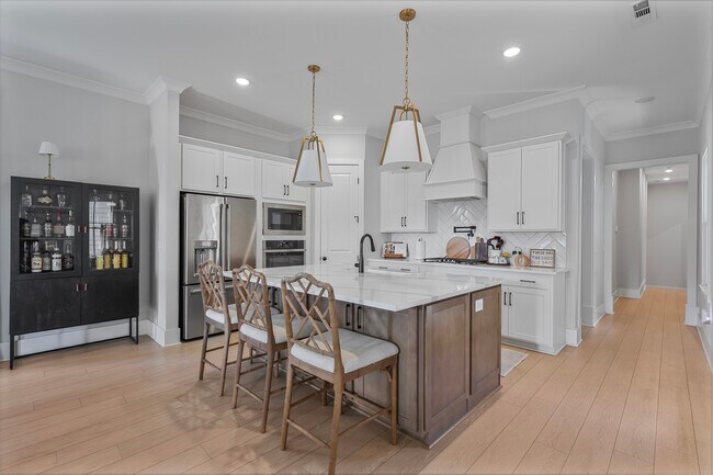 Building Photo - 2634 Buckner Ln