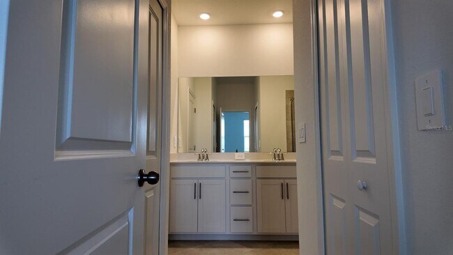 Foto del edificio - 14883 White Pearl Rd