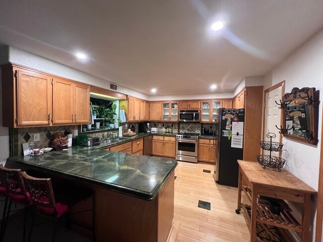 Building Photo - 1839 Jicarilla Dr