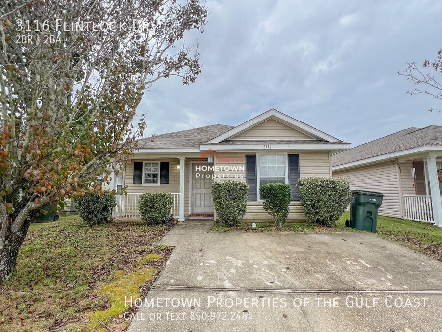 Primary Photo - Charming 2-Bedroom Retreat with 2 Full Bat...