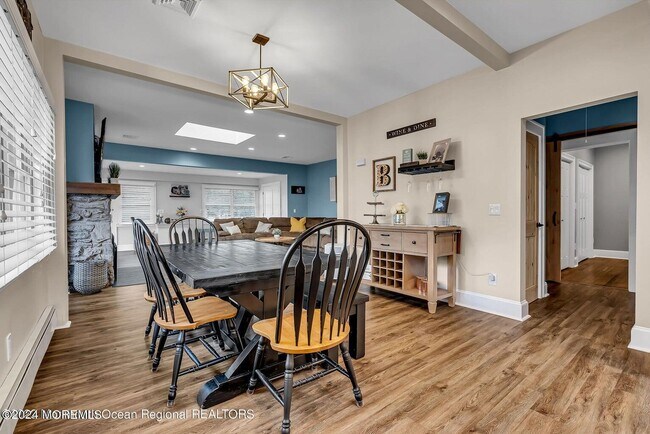 Foto del edificio - 515 Monmouth Rd