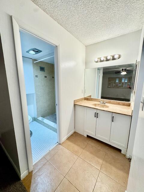 Building Photo - 3300 Spanish Moss Ter