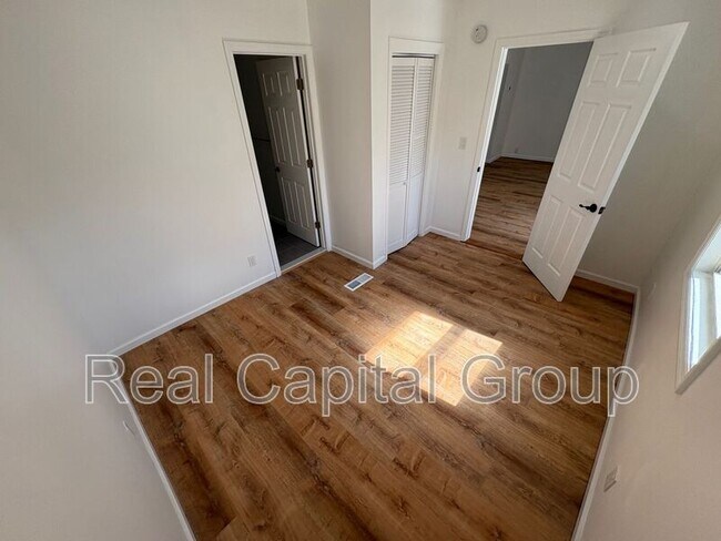 Foto del edificio - 117-119 Odell St