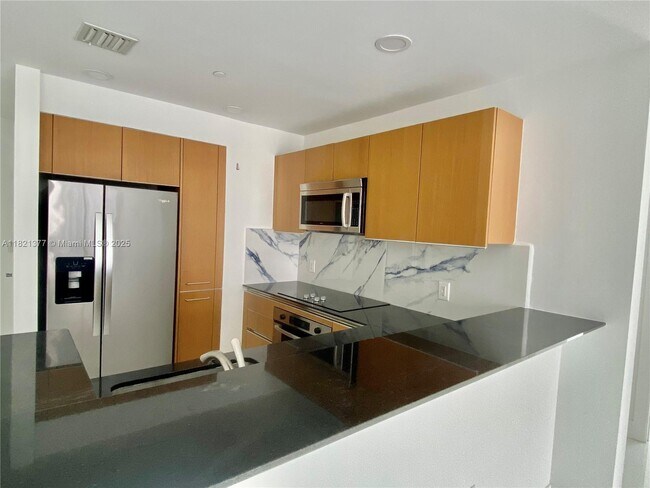 Foto del edificio - 1060 Brickell Ave