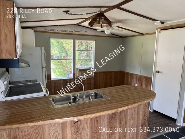 Foto del edificio - Rent to Own Mobile Home in Ozark, Alabama!