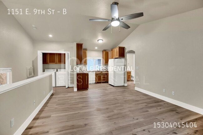 Building Photo - Adorable Updated 1 Bedroom! Close to Sierr...